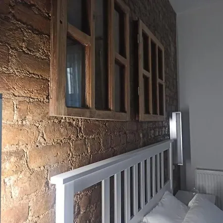 Merkezi Konforlu Ve Sik